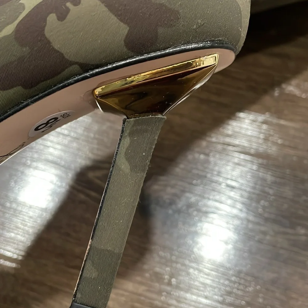 GOOD AMERICAN High Kickstand Camo Over The Knee Boots